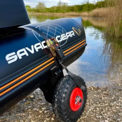 Test Générique Kit Roues Float Tube Savage Pro Motor 180 : le petit plus qui évite de porter 30 kg sur le dos